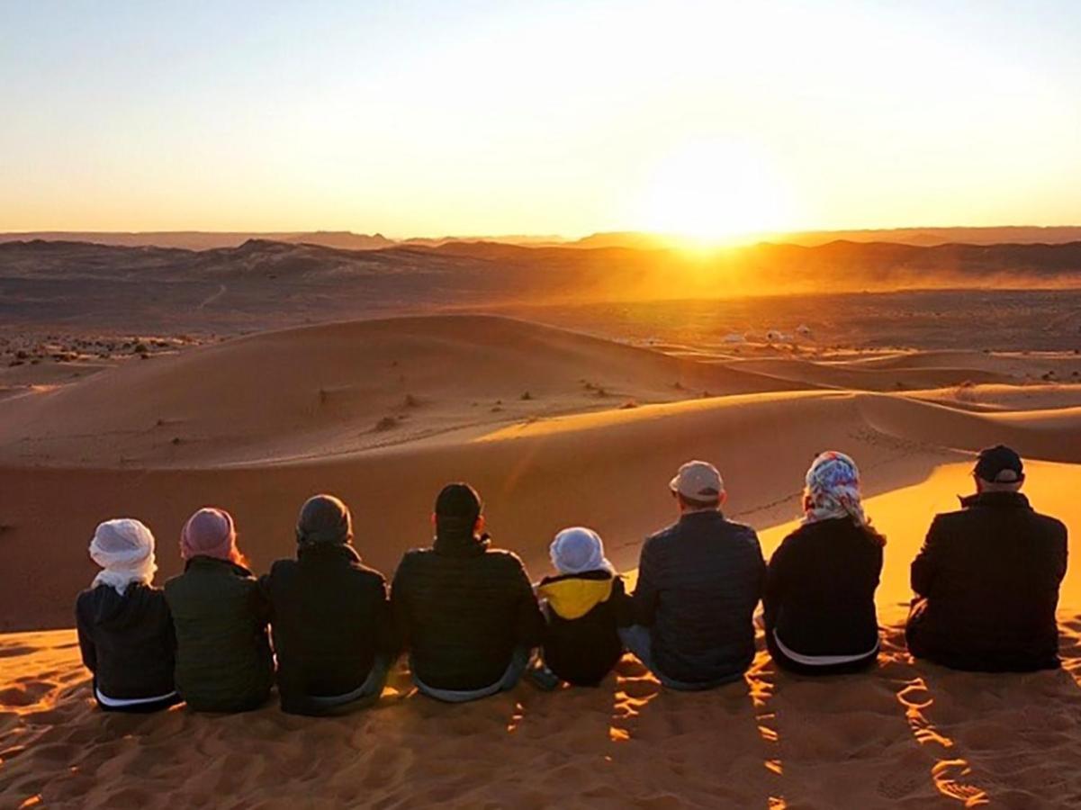 Merzouga Luxury Camp ภายนอก รูปภาพ